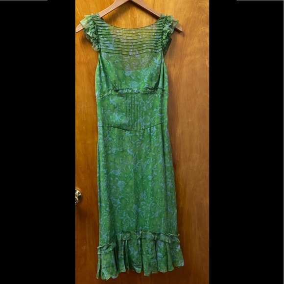 Vera Wang Dresses & Skirts - Vera Wang Green Garden Dress